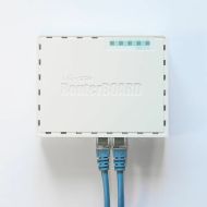 Router Mikrotik RB750GR3 Gigabit Ethernet